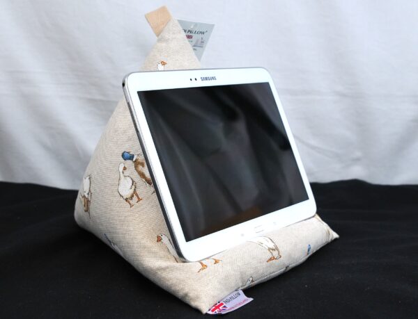 The Wheat Bag Company PADi Pillow Tablet/Book Rest With Ducks Pattern (Made in Wiltshire, England)