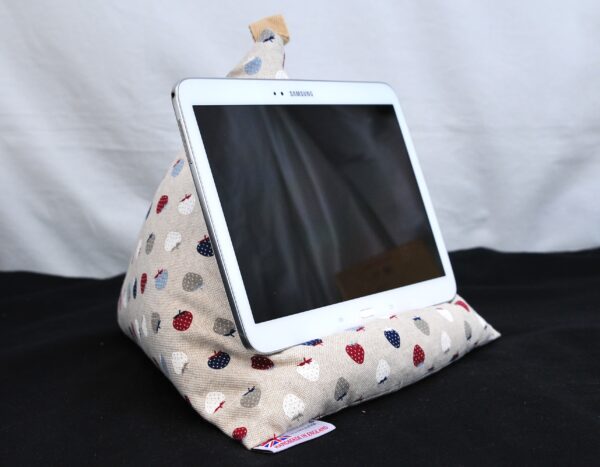 The Wheat Bag Company PADi Pillow Tablet/Book Rest With Strawberries Pattern (Made in Wiltshire, England)